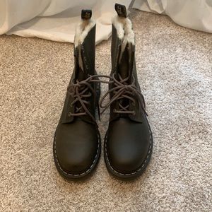 Hunter green Dr. Martens  boots